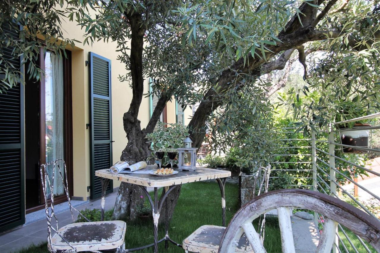 Bed and breakfast Il RosAle a Celle Ligure Extérieur photo